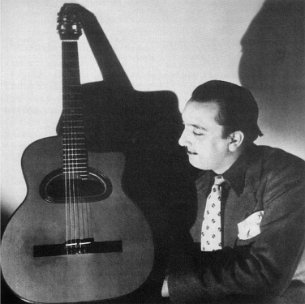 Django Reinhardt - QHCF photos Studio Tronchet 1935 - Django Reinhardt - Studio Tronchet Django Reinhardt, guitare acoustique