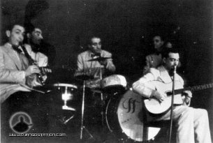 Django Reinhardt - 1940 - Le new quintet 1940 - Le new quintet : Hubert Rostaing, Joseph Reinhardt, Pierre Fouad, Francis Luca, Django Reinhardt