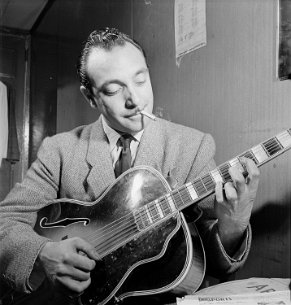 Django Reinhardt - Gibson guitar USA 1946 - Django Reinhatdt - USA - Django et Guitare Gibson2