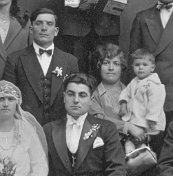 Mariage de Marie et Gérard tante et oncle de Jeannette - 1930 - détail 2