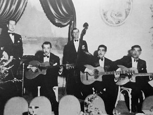 Django Reinhardt - QHCF at Nuits Bleues 1935 - Django Reinhardt - QHCF at Nuits Bleues - Django Reinhardt, Engène Vees, Joseph Reinhardt, Louis Vola, Stephane Grappelli.